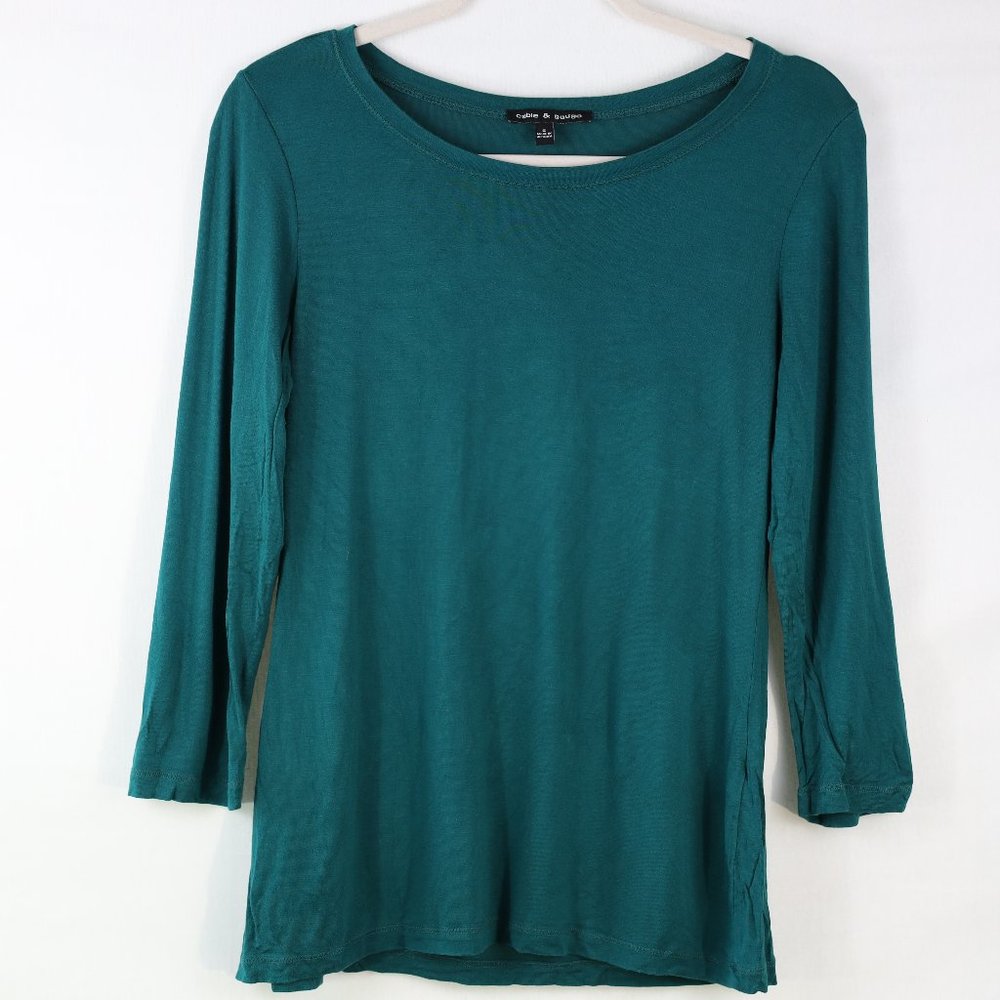 Cable & Gauge 3/4 Sleeve Rich Green Top